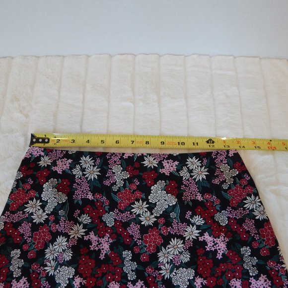 Ann Taylor Floral Ruffle Pencil Skirt Size 0 NWT - Picture 9 of 11